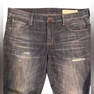 Treasure & Bond women’s sz 32 jeans Mid Rise Boyfriend raw hem distressed indigo